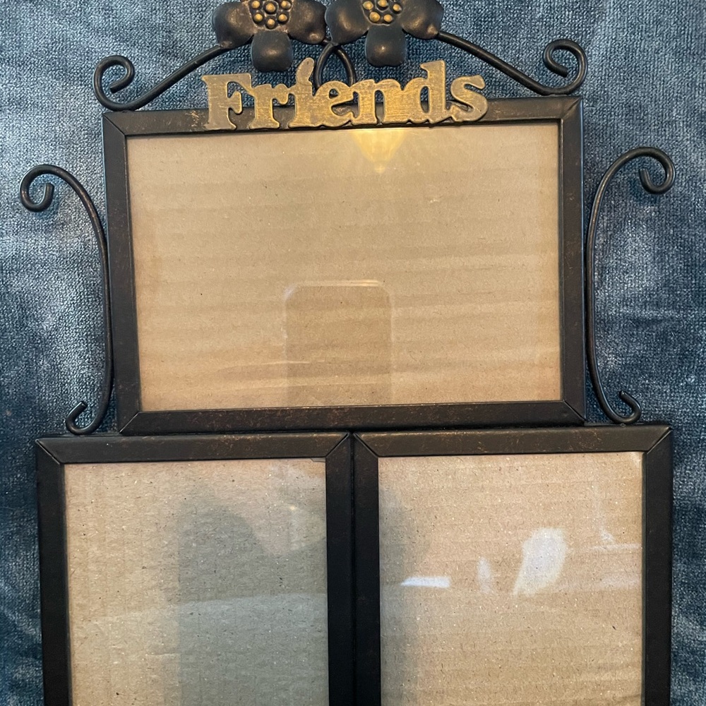 Friends Picture Frame - Picture 3 of 7
